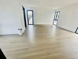 Henry Park (D10), Detached #573893581